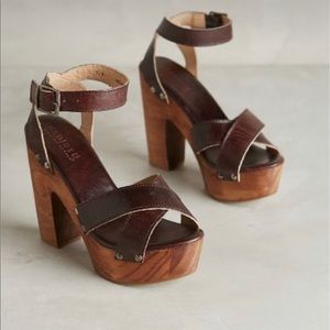 Bed Stu Madeline platform sandal in teak rustic 7